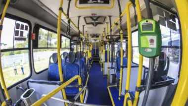 Meia tarifa de ônibus em Curitiba