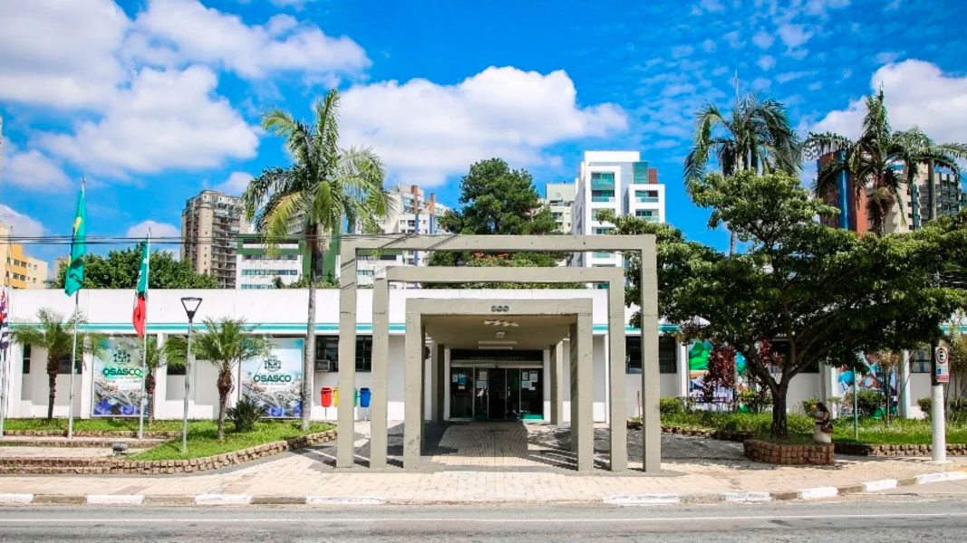 Tiros foram disparados na prefeitura municipal de Osasco.