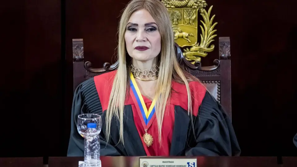 UE sanciona presidente do Supremo da Venezuela e outros 14 funcionários do alto escalão chavista