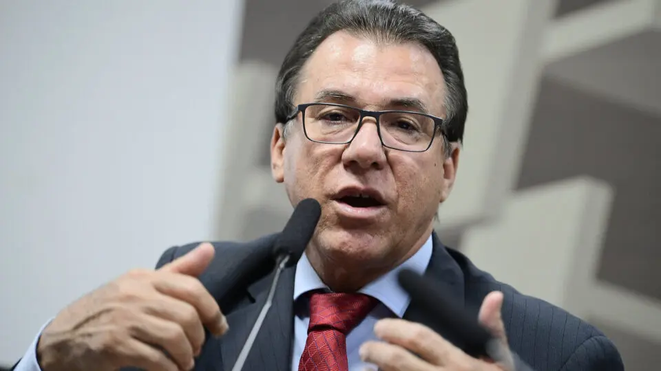 Nova contribuição sindical pode ser apresentada em fevereiro, diz ministro
