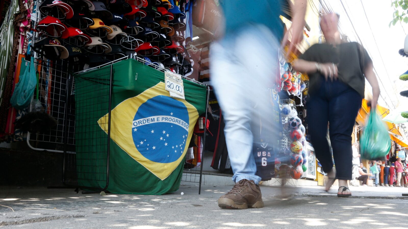 Praça Salim Farah Maluf,  em São Paulo (SP): cidade foi incluída em pesquisa global sobre honestidade.