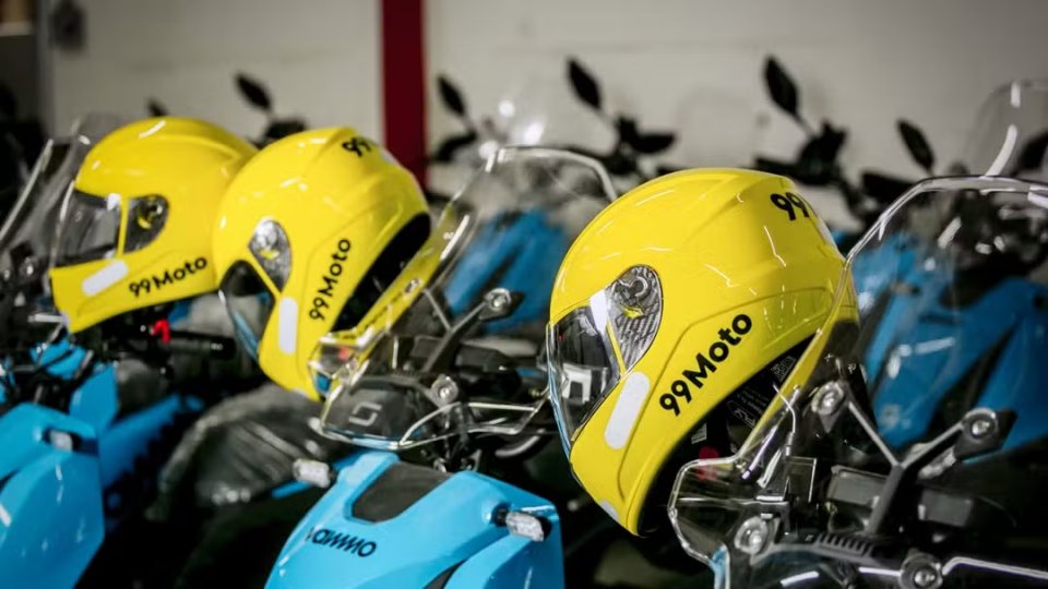 Prefeitura de São Paulo abriu disputa com o serviço de motos da 99, que começou a ser liberado neste início de ano na capital.