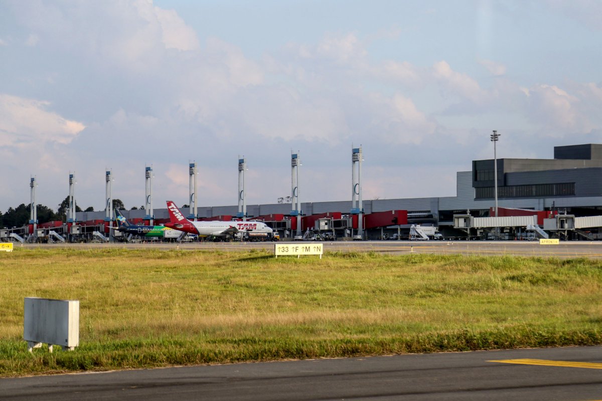 Nova pista do aeroporto Afonso Pena terá 3 mil metros de comprimento.