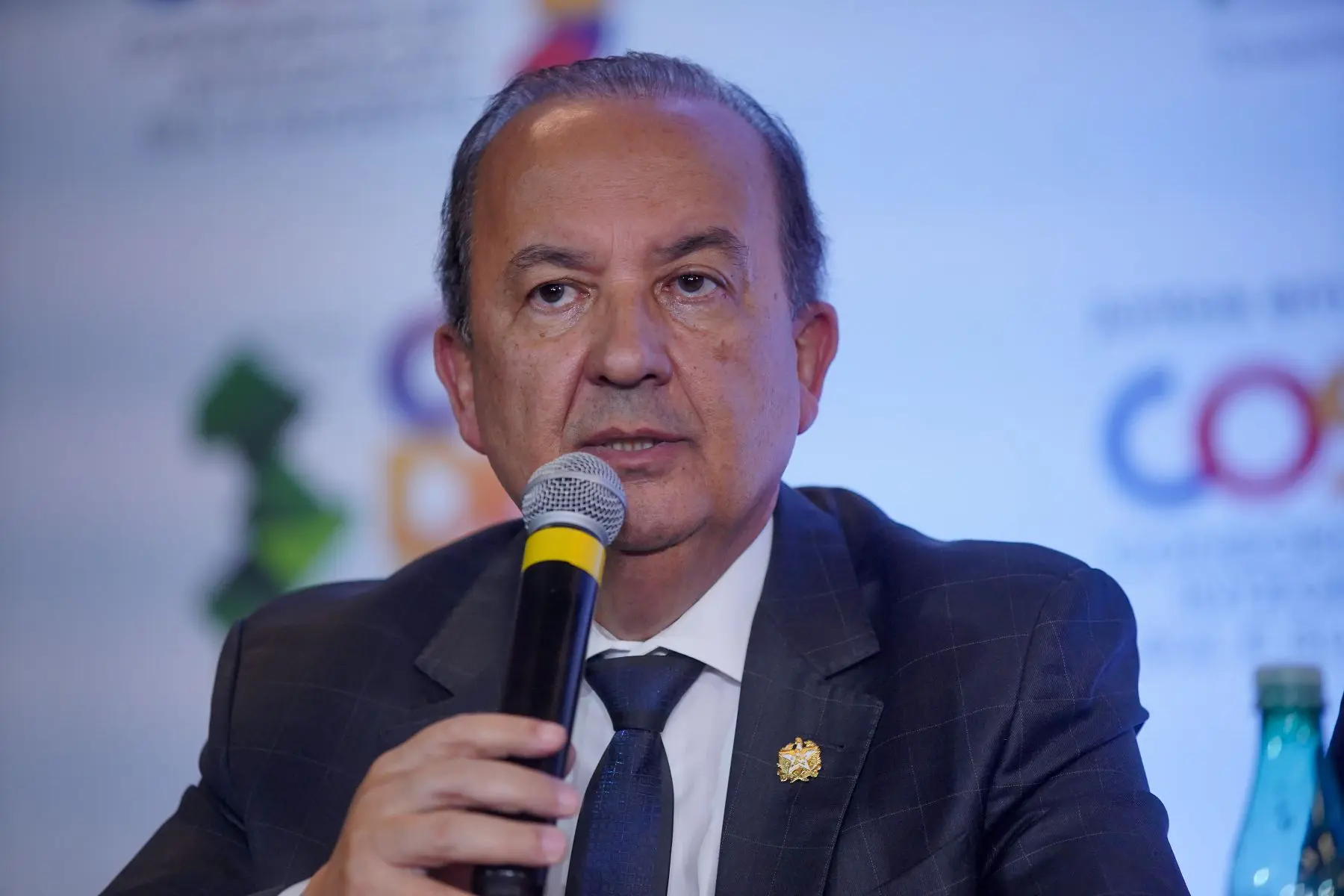 Moraes manda PF interrogar Jorginho Mello sobre Bolsonaro e Valdemar