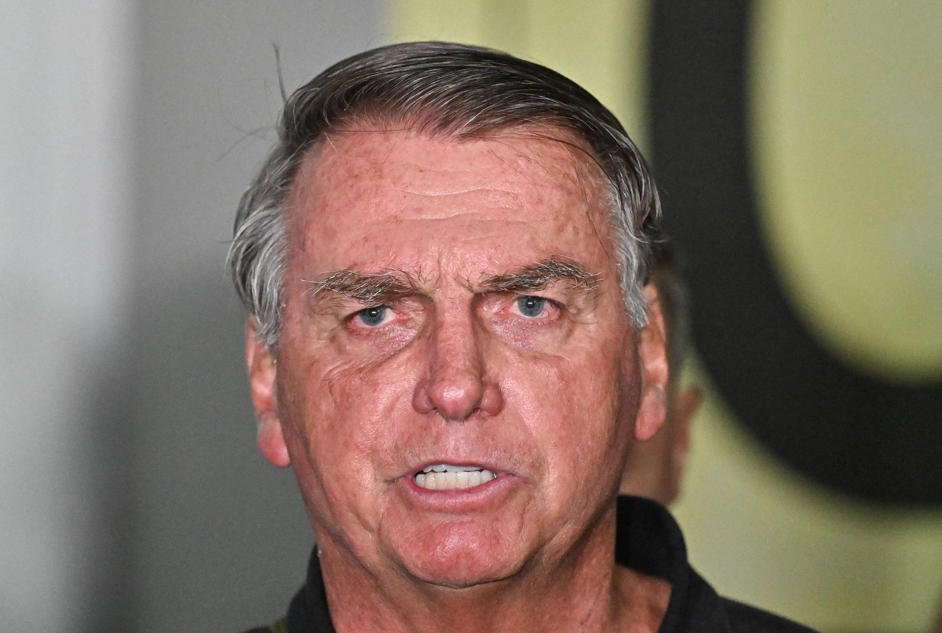 Defesa de Bolsonaro diz que a falta de acesso a todas as provas do inquérito do golpe torna “o processo penal contaminado”.