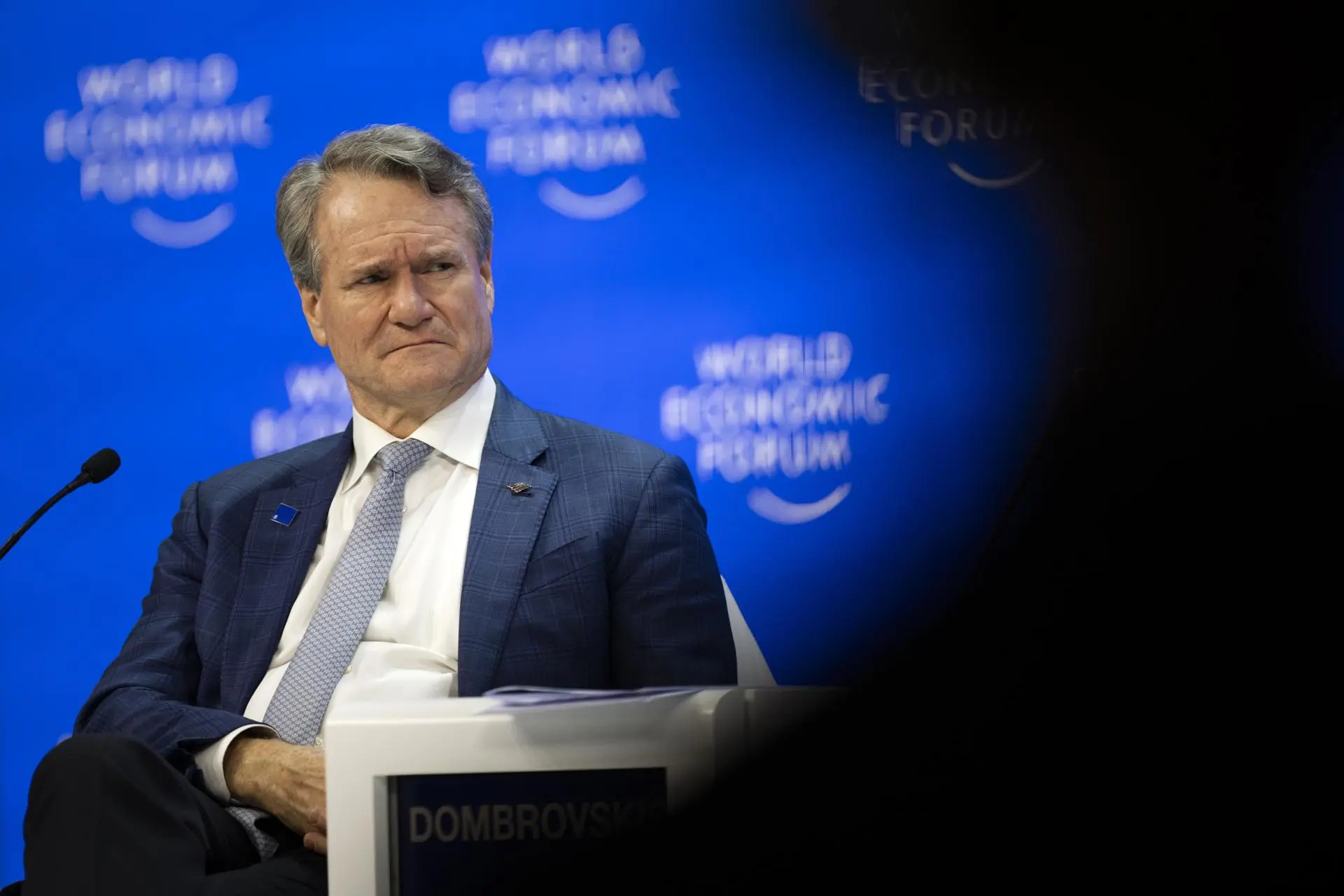 Grandes corporações americanas elogiam primeiras medidas econômicas de Trump em Davos