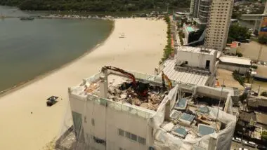 Demolição Balneário Camboriú