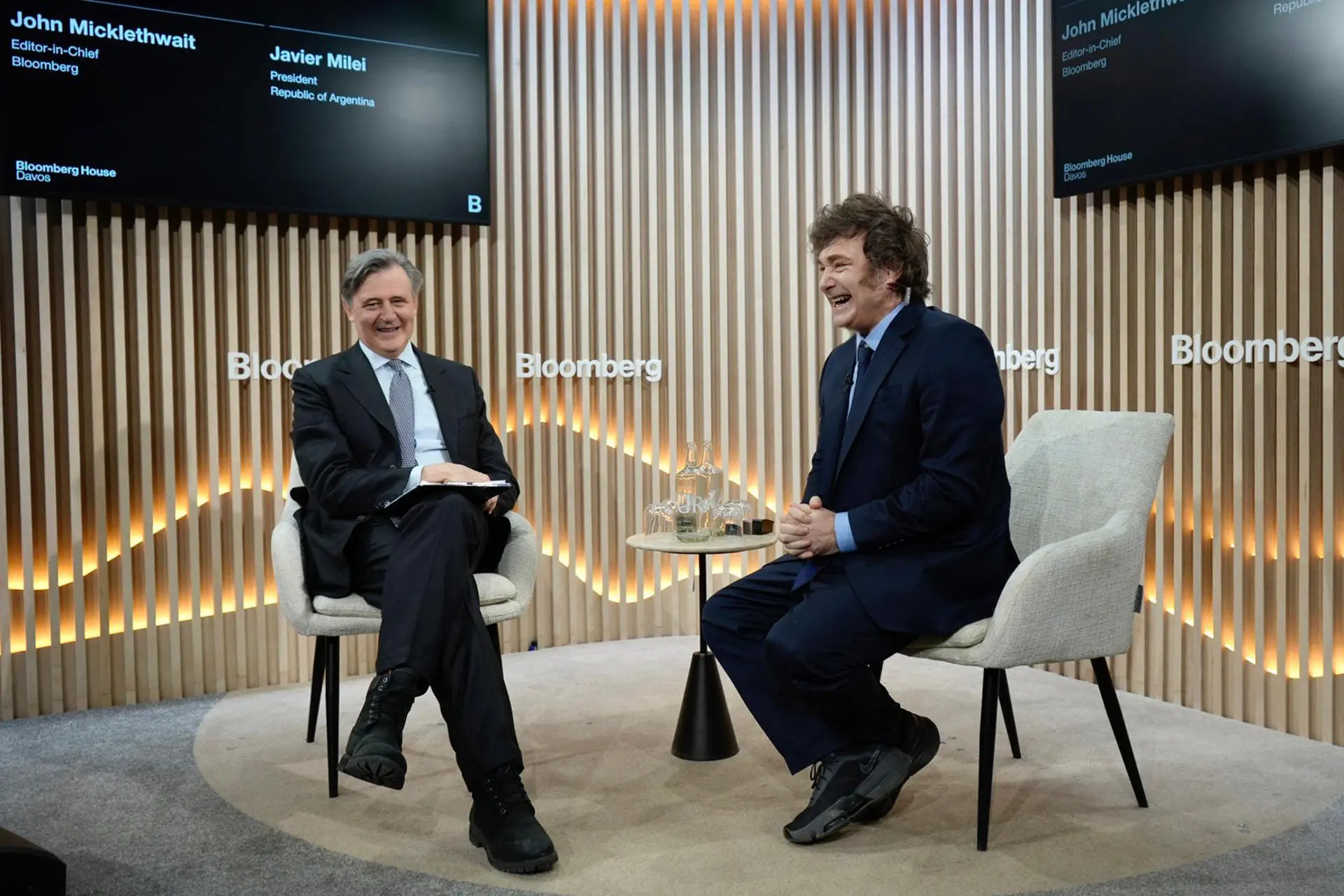 Milei afirma estar disposto a deixar o Mercosul para garantir acordo de livre comércio com os EUA