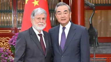 Amorim e Wang Yi