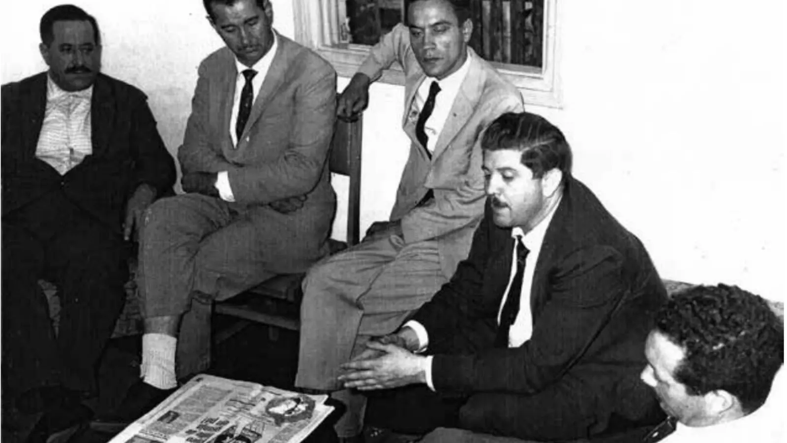 Rubens Paiva participa de reunião com correligionários do PTB.