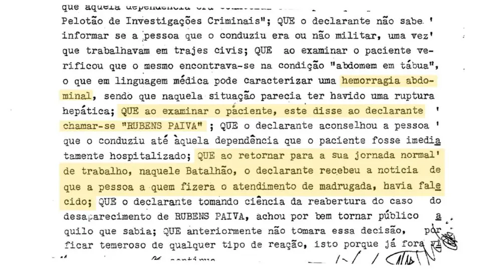 Trecho de depoimento em que médico admite ter examinado Rubens Paiva: "ruptura hepática".