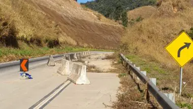 Rodovia BR-146 em Albertina, em Minas Gerais.