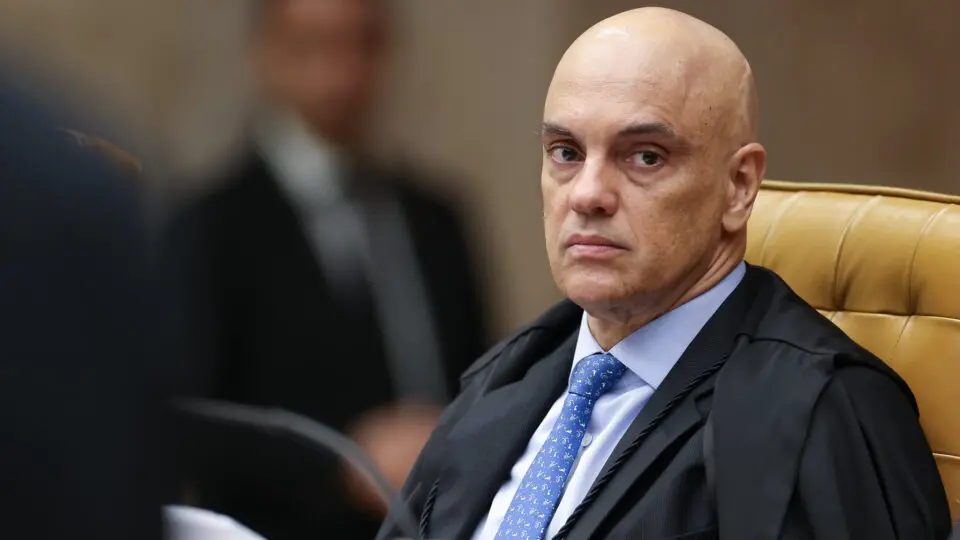 Moraes mantém prisão de policial federal acusado de planejar morte de Lula