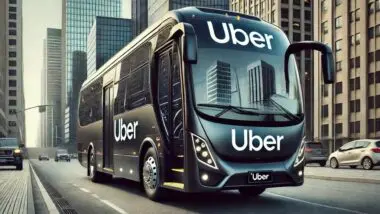 Ônibus da Uber começa a oferecer serviço em São Paulo.
