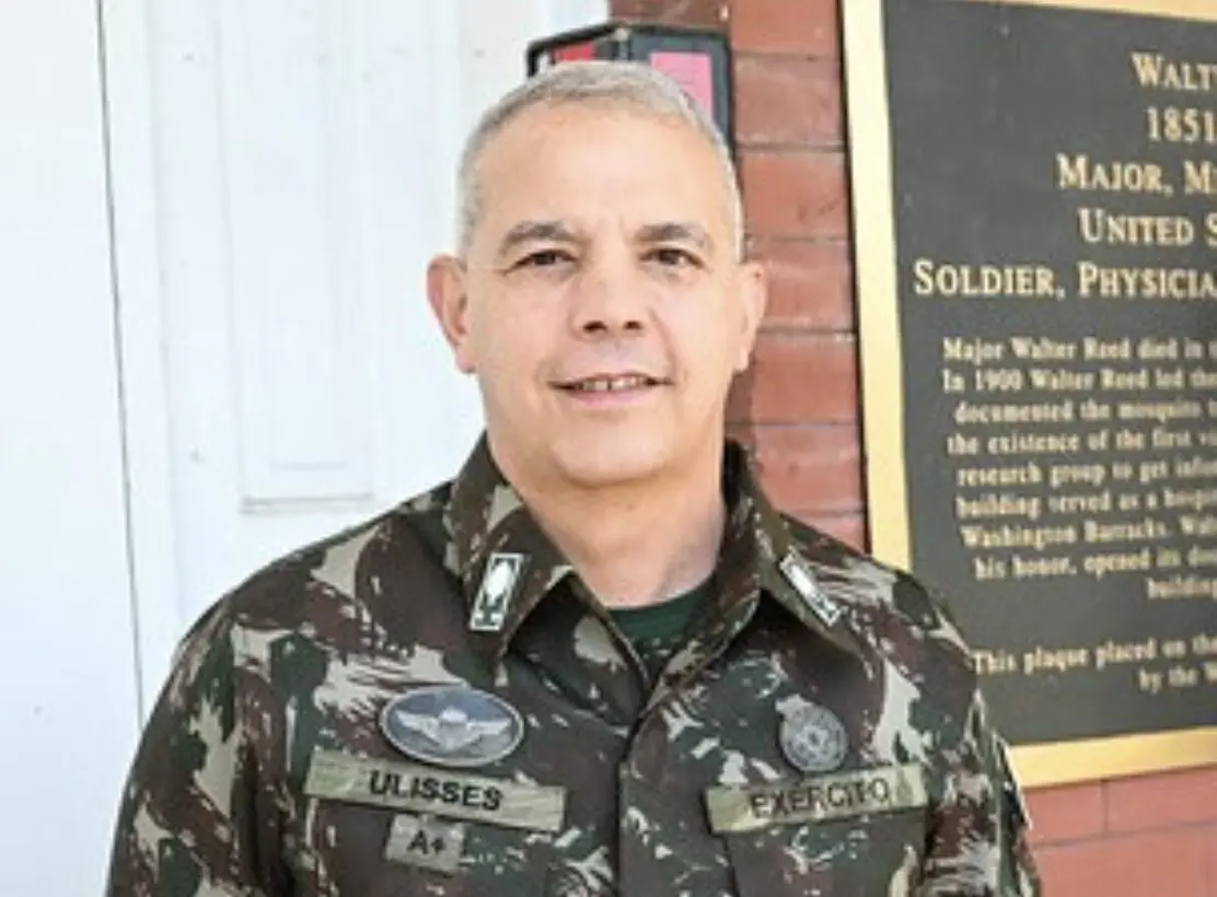 General Ulisses Mesquita Gomes é designado para tentar conter o caos na República Democrática do Congo.