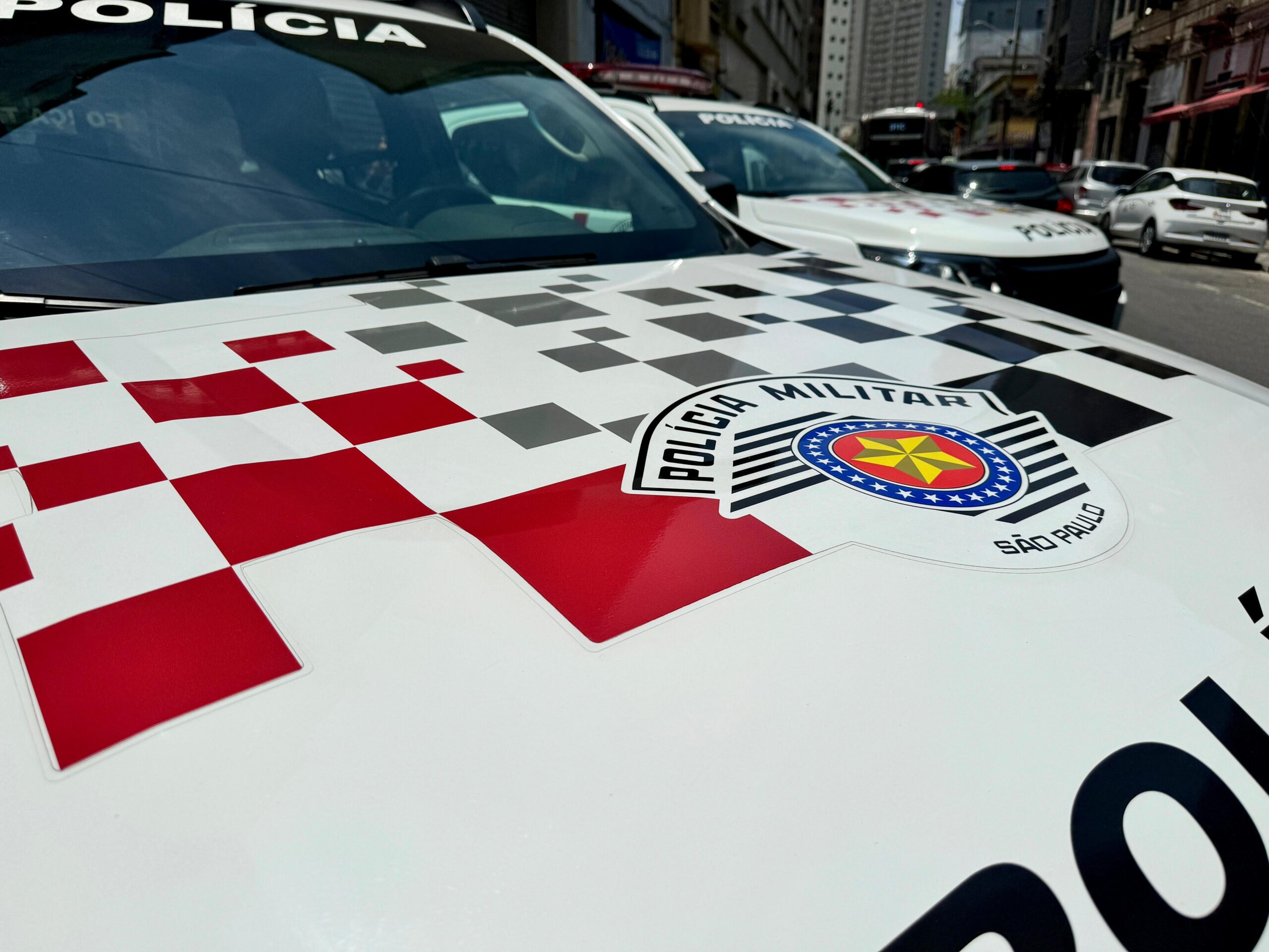 Monitoramento de patrimônio é opção de medida para coibir corrupção policial no Brasil.