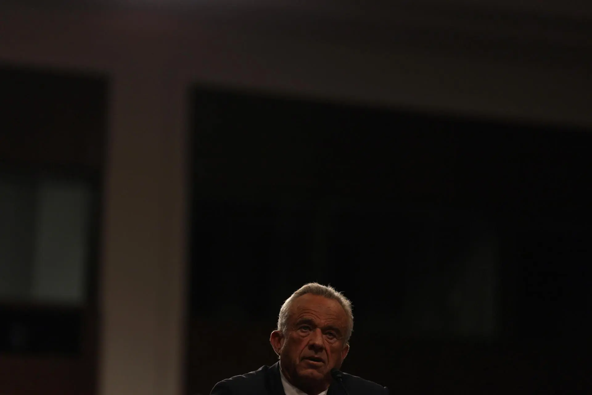 No Senado dos EUA, RFK Jr. diz que todo aborto é uma tragédia e nega ser contra vacinas