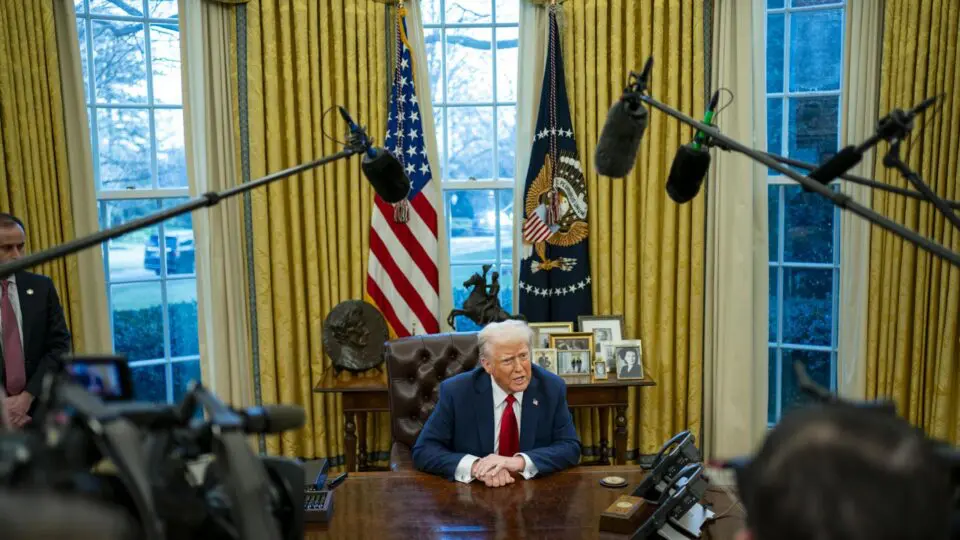 Trump diz que aplicará tarifas de 25% contra Canadá e México no dia 1º de fevereiro e ameaça China