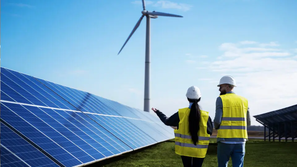 Energia é gerada em centenas de usinas limpas parceiras da Cogecom