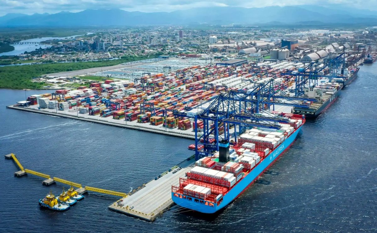 Terminal de Contêineres de Paranaguá (PR) movimentou mais de 1,5 milhão de TEUs em 2024.