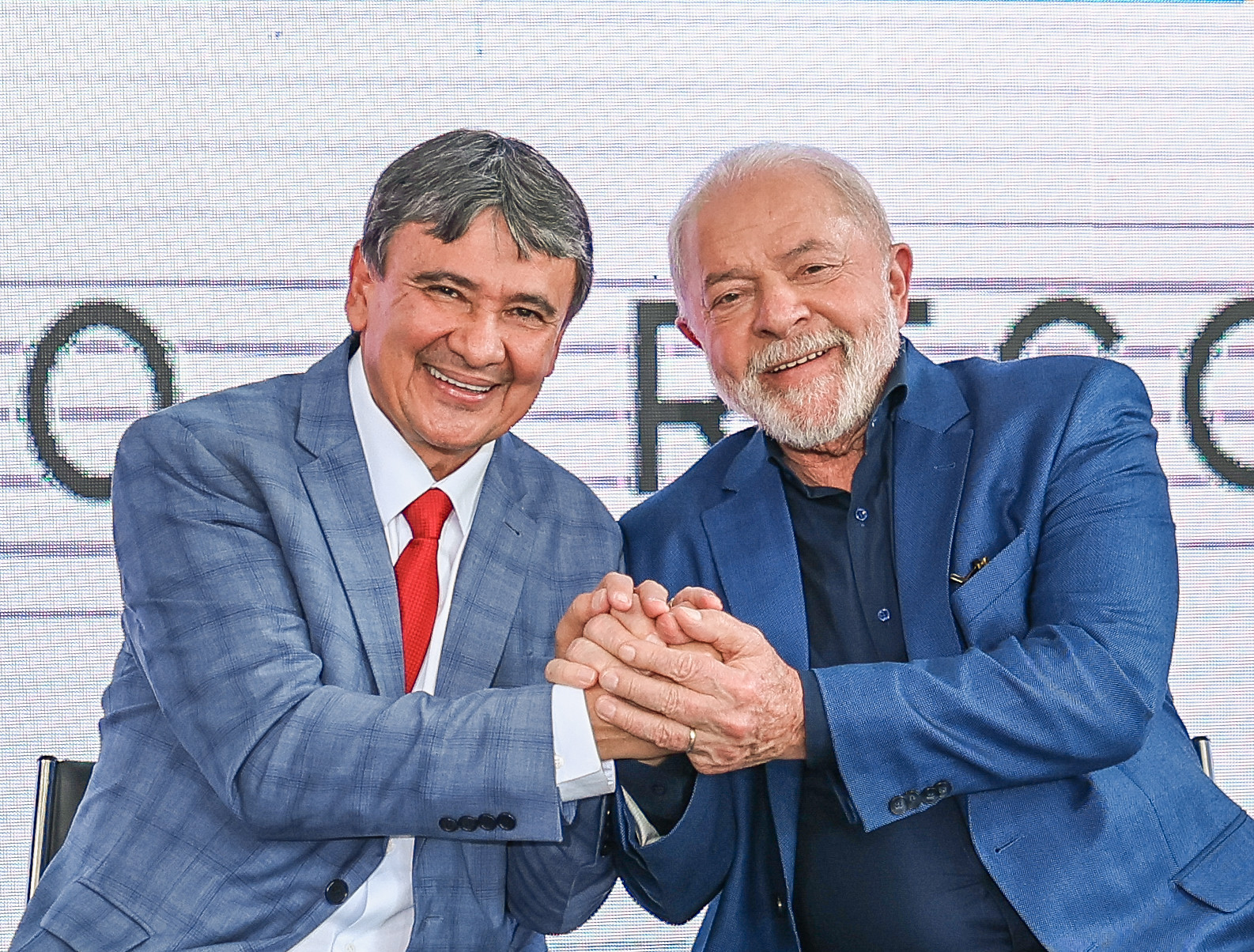 O ministro do Desenvolvimento e Assistência Social, Família e Combate à Fome (MDS), Wellington Dias, e o presidente Lula (PT)