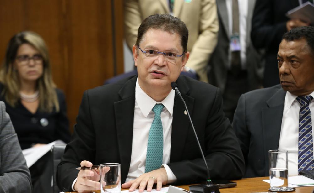 deputado, isenção, imposto, pessoa física, governo