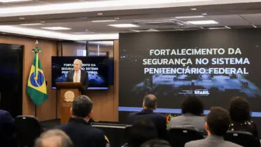 Governo começa a construir muralha na penitenciária de Mossoró