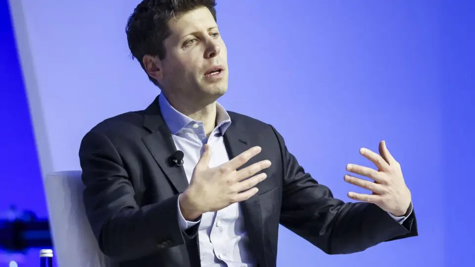 Sam Altman, um dos criadores do ChatGPT, é o dono da empresa que opera o projeto World ID.