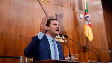 Projeto de autoria do deputado estadual Capitão Martim (Republicanos-RS) quer transformar abril em mês de repúdio contra invasões de terra.