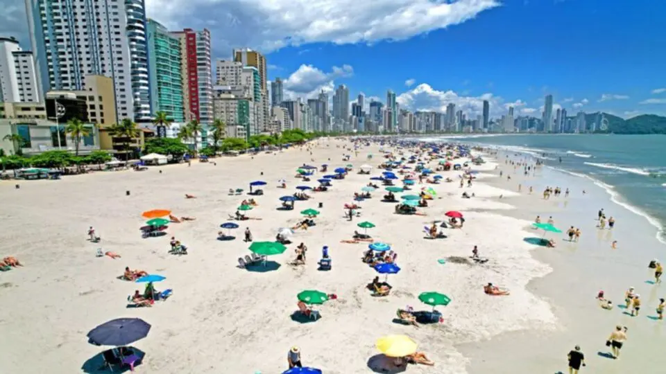 No ano em que a música "Descer Pra BC" fez sucesso, Santa Catarina se destacou no turismo