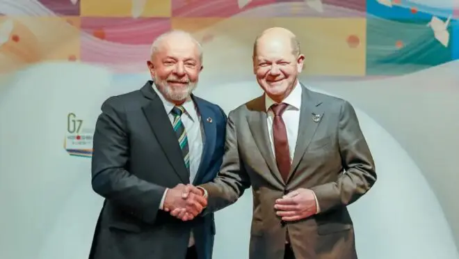 Lula cumprimenta Merz por vitória em “momento de ...