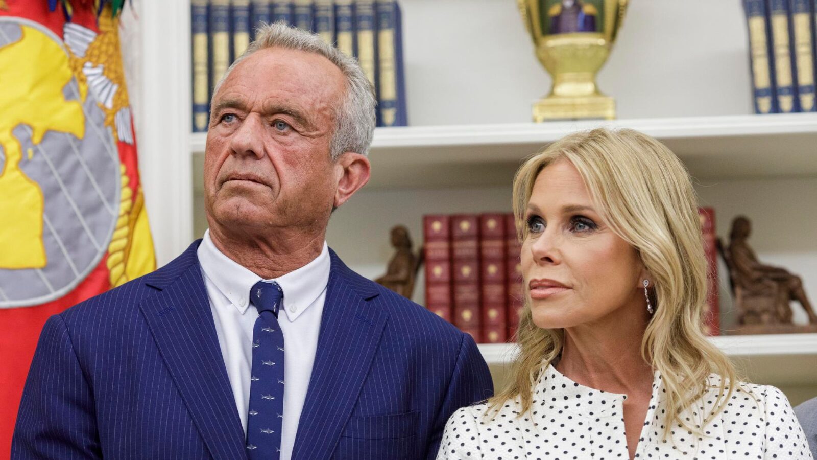 Robert Kennedy Jr. ao lado da mulher, a atriz Cheryl Hines: cultura do cancelamento em baixa.