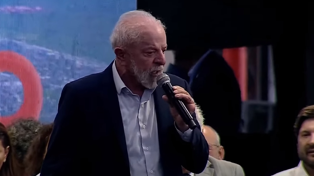 Presidente diz que governo não quer se meter na atribuição constitucional dos estados de gerir a segurança pública.