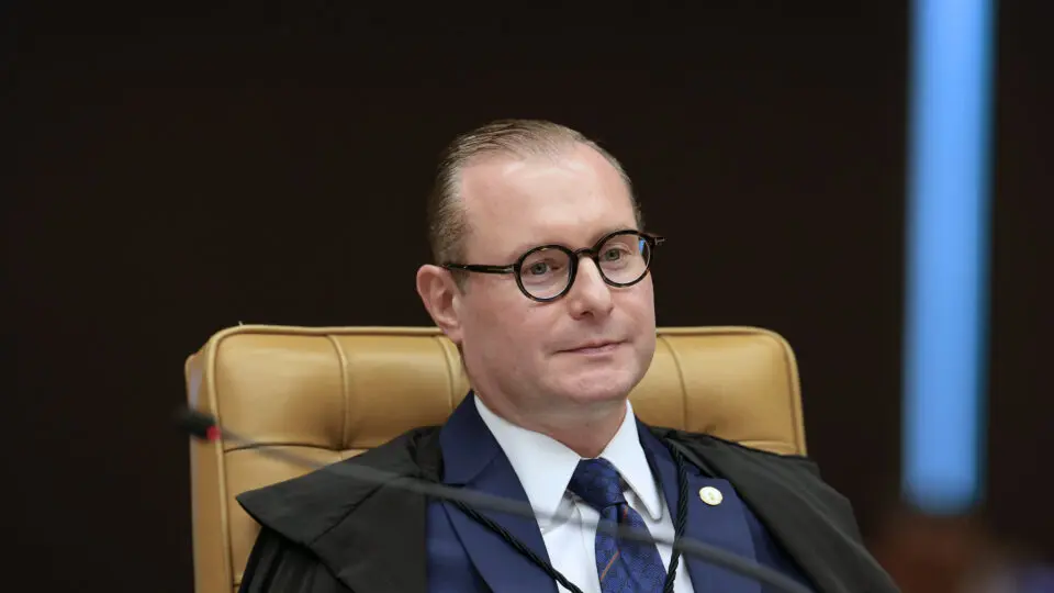 Zanin marca para 25 de março julgamento de Bolsonaro