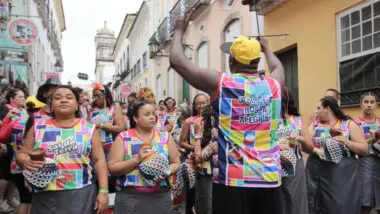 No carnaval de Salvador, o bloco Sal na Terra leva o cristianismo para a festividade