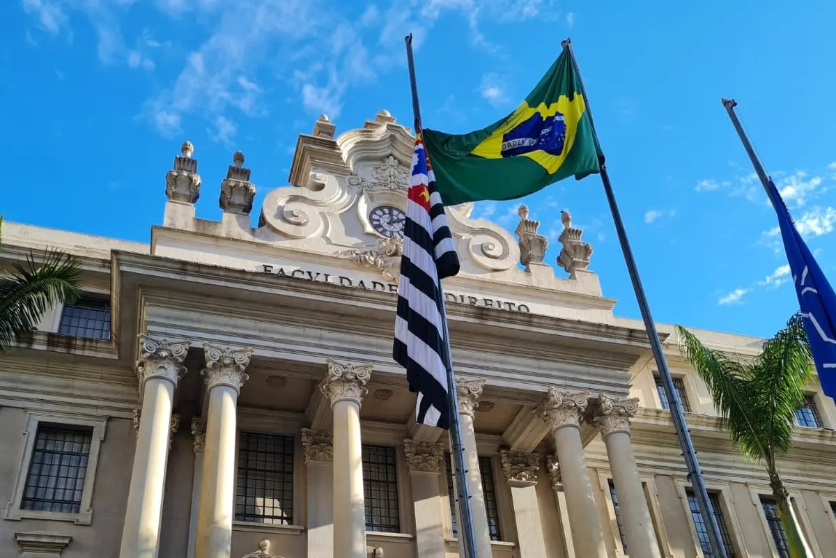 A defesa de Victor Ahlf entrou com recurso no Conselho Universitário da USP, em outubro, e o caso começou a ser avaliado pela comissão da Faculdade de Direito nesta quinta-feira (27)
