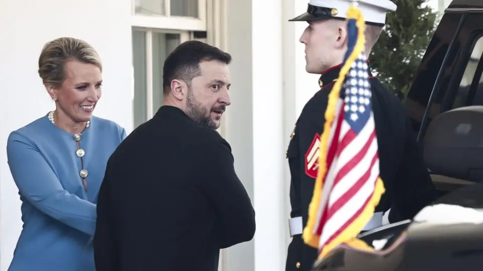 Zelensky diz que cidadãos dos EUA estavam em hotel atingido por ataque da Rússia na Ucrânia