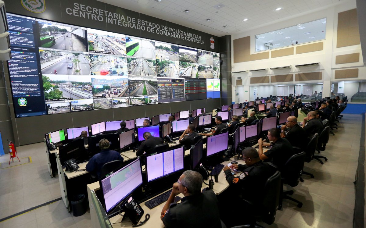 Centro Integrado de Comando e Controle (CICC) usa reconhecimento facial no Rio de Janeiro.