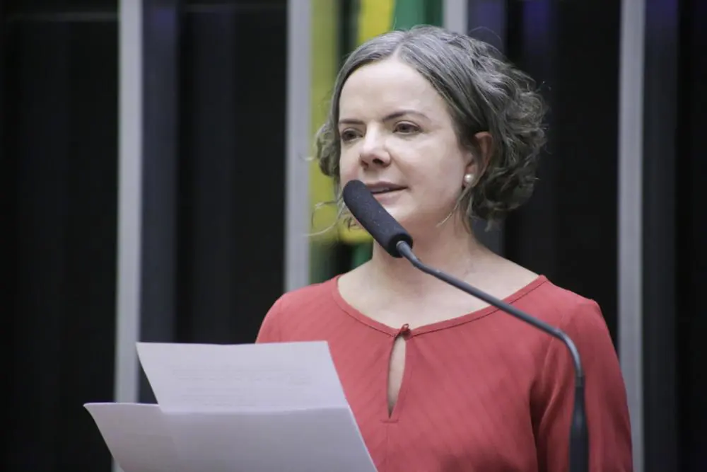 Gleisi Hoffmann deixará presidência do PT