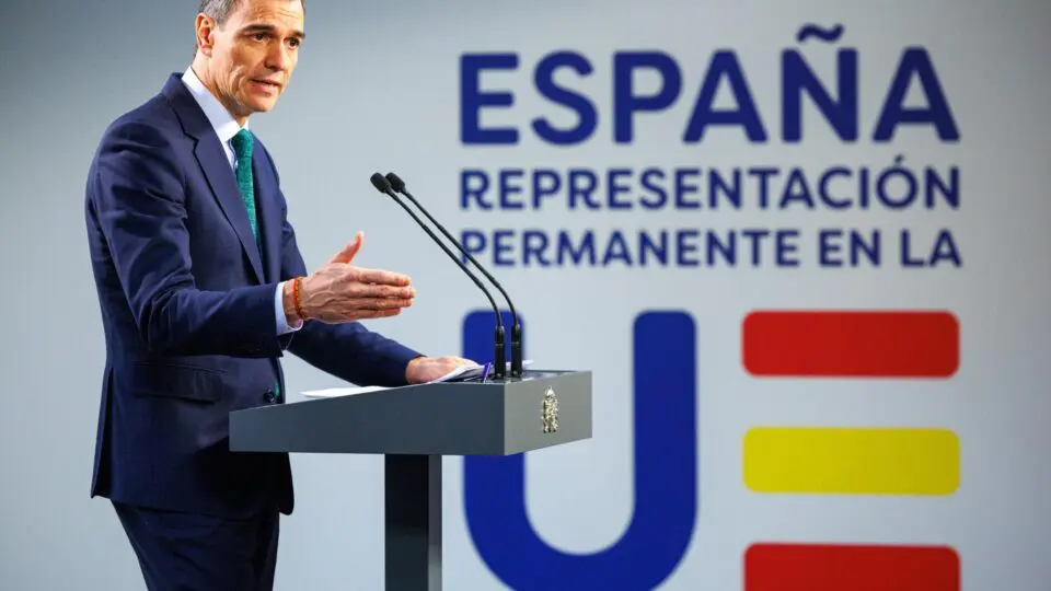 Espanha aumentará gasto em defesa para 2% do PIB até 2029, diz premiê