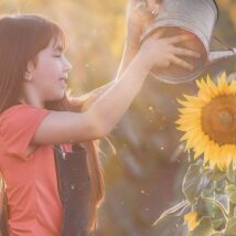 Se ajudarmos nossos filhos a desenvolverem as quatro virtudes cardeais, vamos recorrer menos a reforços externos.| Imagem referente a matéria