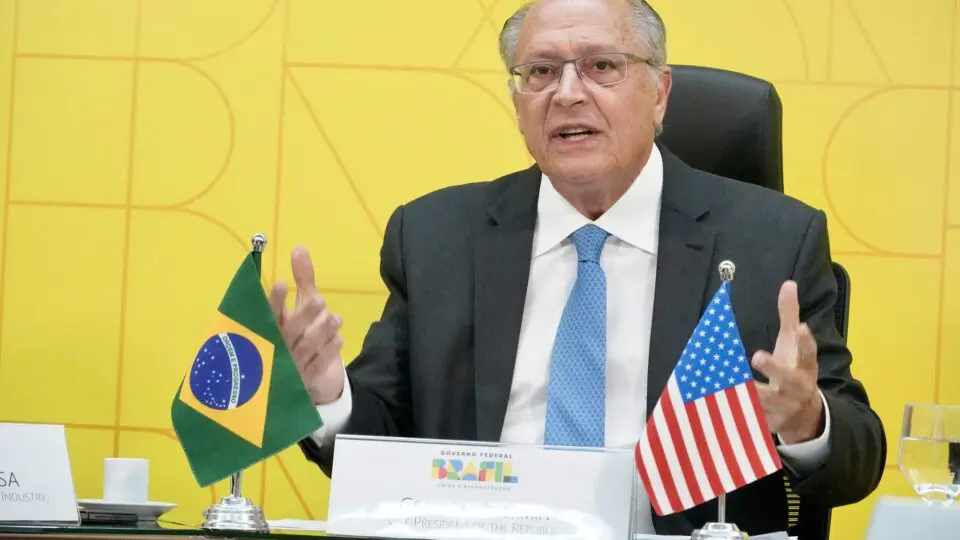 Alckmin e Vieira debatem com assessores de Trump sobre tarifaço