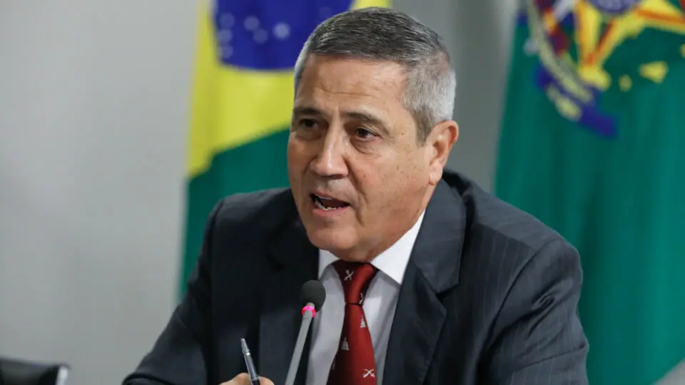 Defesa de Braga Netto diz que denúncia da PGR é “filme ruim”