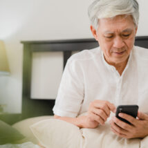 16 doenças permitem isenção do Imposto de Renda em 2026; veja quais são Idoso pedindo Isenção do Imposto de Renda 2026 por doença.