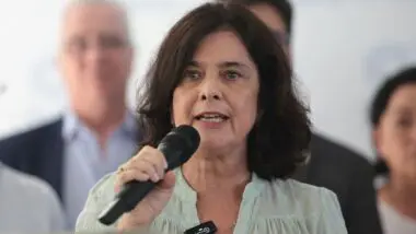 Nísia diz ter sido alvo de “campanha misógina” como ministra