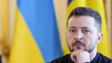 “Paz é objetivo comum”, diz Zelensky antes de se reunir com EUA na Arábia Saudita