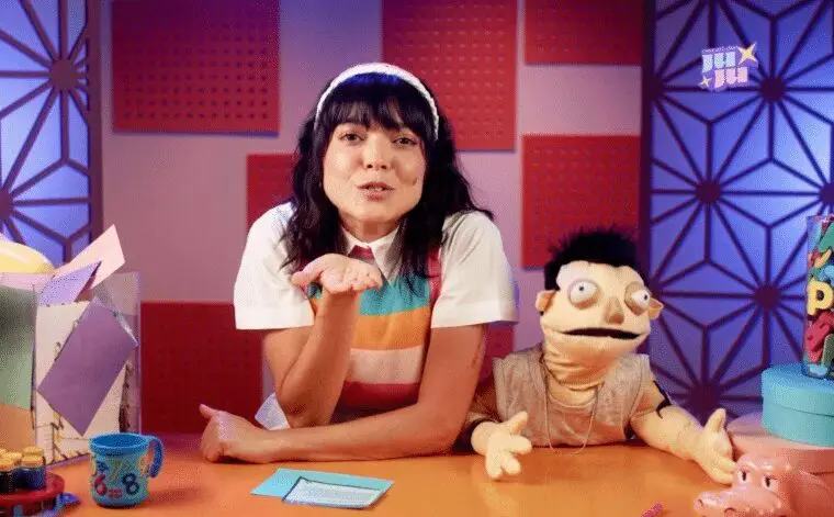 Esquete do Porta Fundos tenta traduzir decisões do STF sobre feminício e assédio.