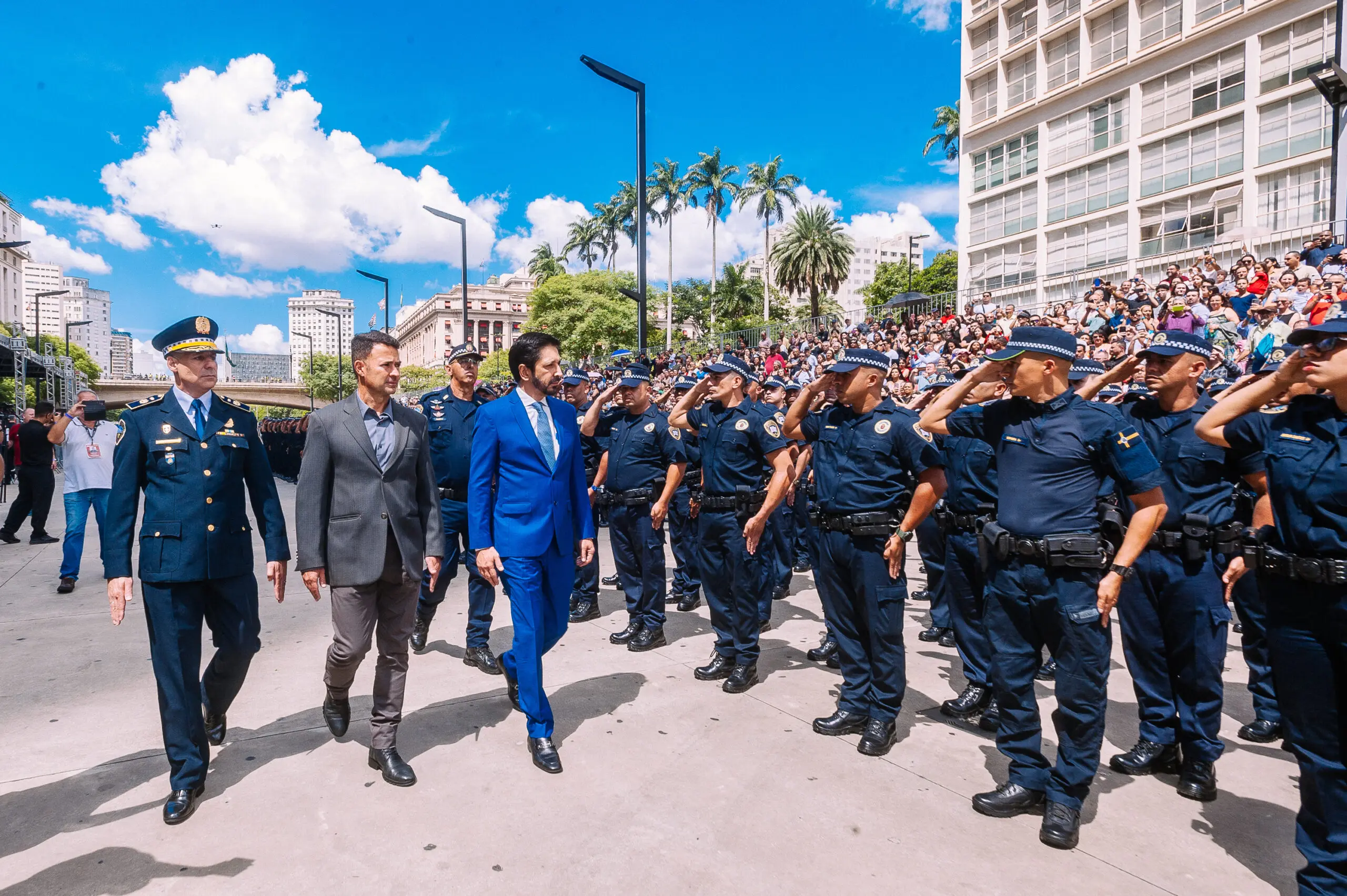 Prefeito de São Paulo, Ricardo Nunes, na formatura da GCM