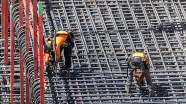 Tarifa de Trump sobre aço brasileiro entra em vigor nesta quarta