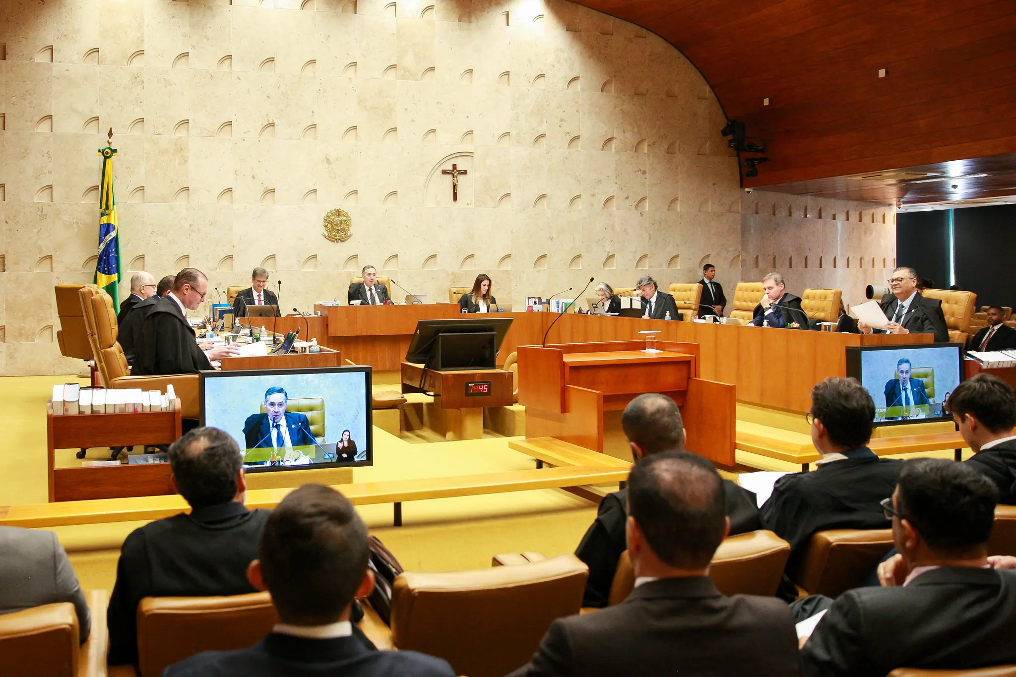 STF amplia foro privilegiado para após fim do mandato